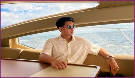 Biodata, Tinggi, Umur, Dan Kekayaan Bersihnya!