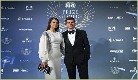 How Old Is Kelly Piquet: Unveiling The Formula 1 Beauty's Age